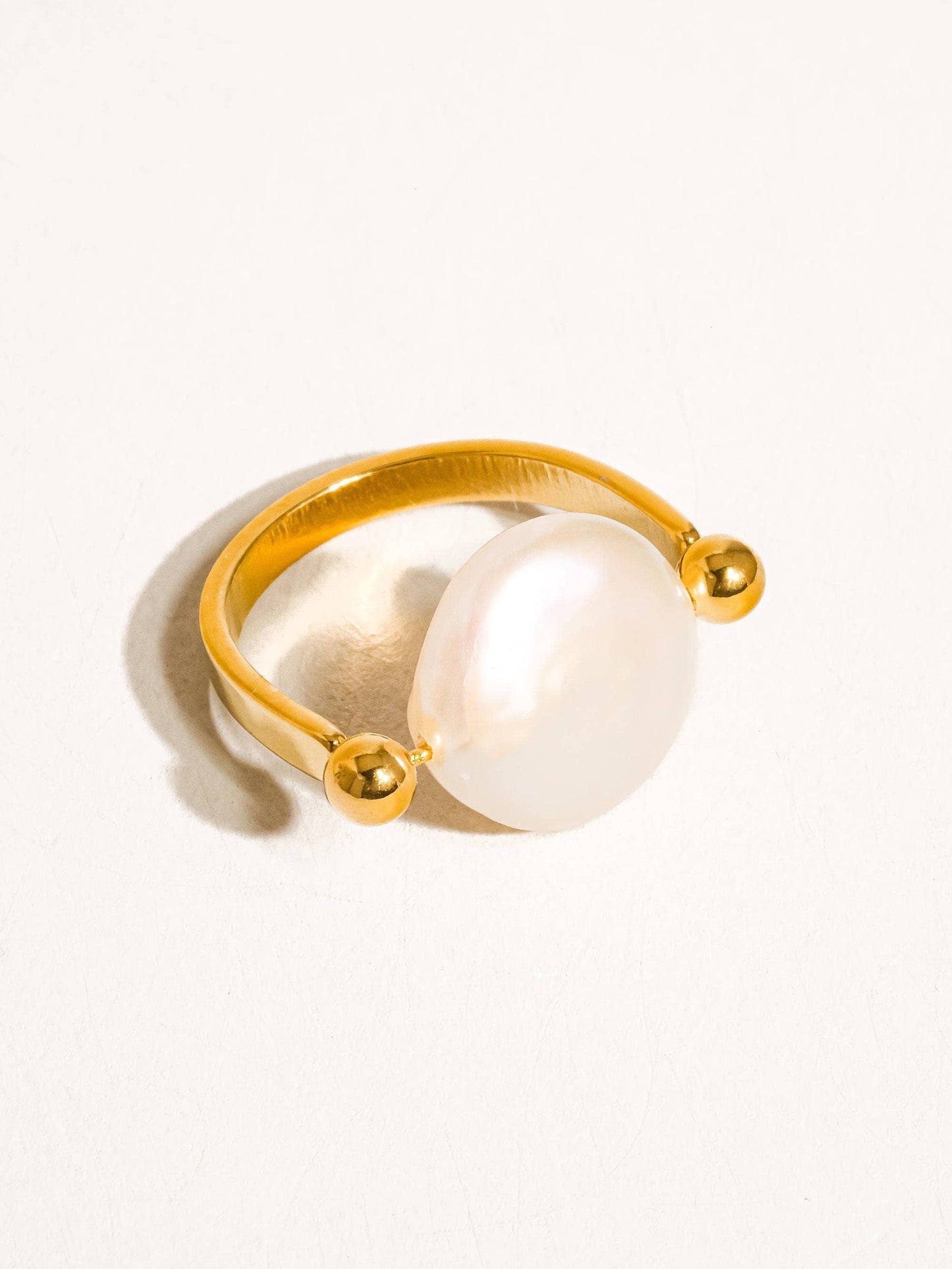 Déodat 18K Gold Non-Tarnish Baroque Pearl Ring: Yellow Gold