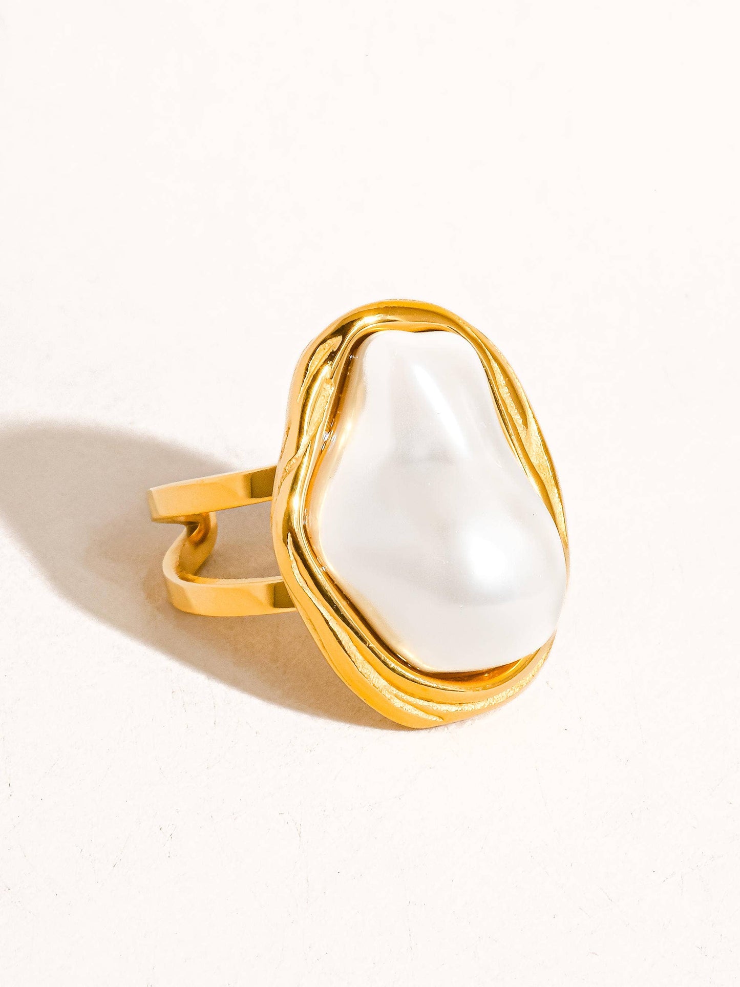 Cameron Pearl Round Ring