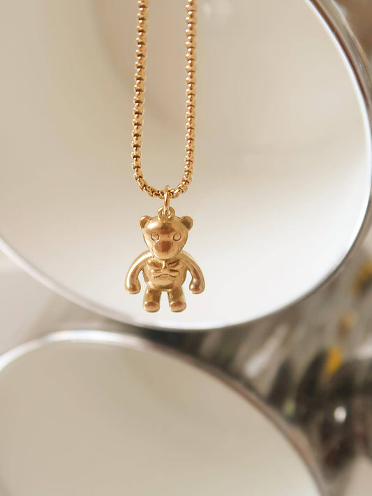 18K Gold Non-Tarnish Bear Necklace: Yellow Gold / Cindy Bear