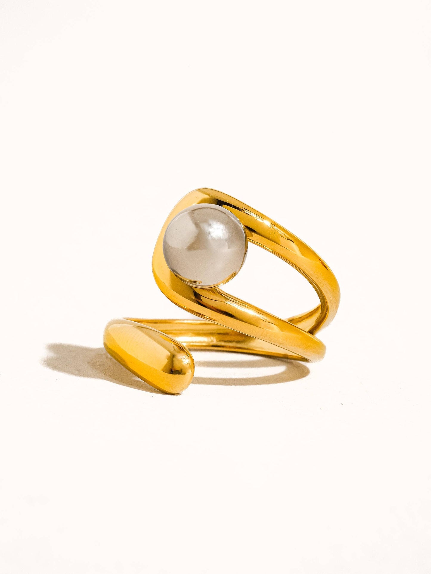 Fauna 18K Gold Non-Tarnish Two Tone Ball Band Ring