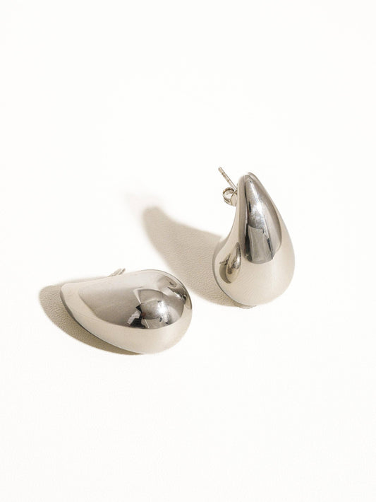 Colette 18K Gold Non-Tarnish Large Huggie Droplet Earring: Silver